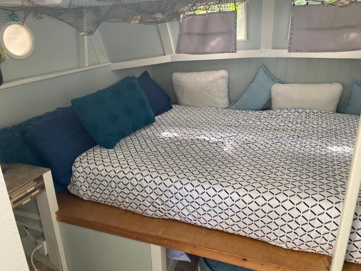 Cozy Jungle Boat Hideaway With Stunning Ocean View Villa Kealakekua Екстериор снимка